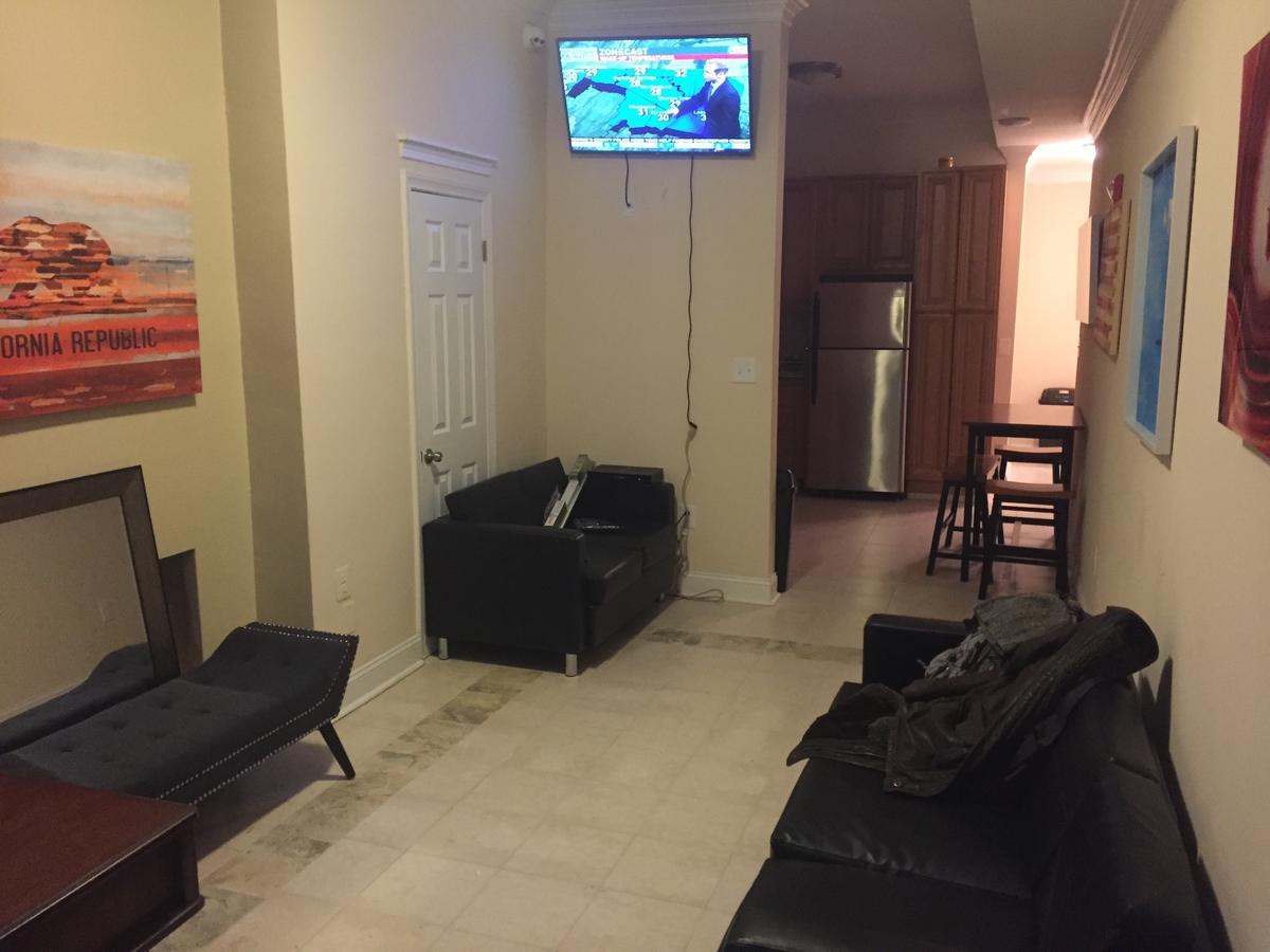 Dc International Hostel 2 Вашингтон Экстерьер фото